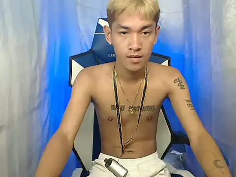 riks tyler online show from November 2025 04:59:01 AM