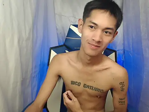 Snapshot of riks_tyler chatting on June 2026 07:41:02 PM riks tyler online show from June 2026 07:41:02 PM