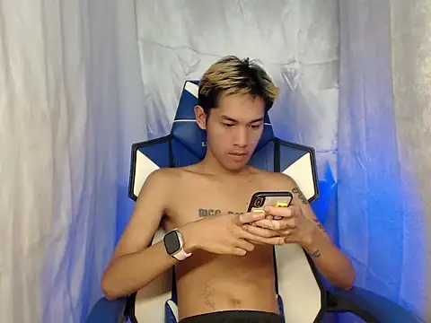 riks tyler online show from February 2026 09:30:02 AM