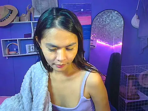 urgirljane online show from June 2026 03:44:01 AM