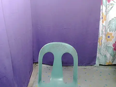 urgirljane online show from April 2026 05:17:02 PM