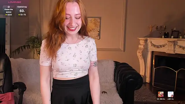 Snapshot of Violet_Griffen chatting on May 2026 03:49:02 PM Violet Griffen online show from May 2026 03:49:02 PM