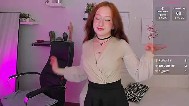 Violet Griffen online show from October 2025 03:44:02 PM