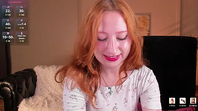 Snapshot of Violet_Griffen chatting on July 2026 03:52:02 PM Violet Griffen online show from July 2026 03:52:02 PM