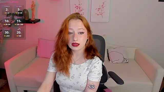 Snapshot of Violet_Griffen chatting on May 2026 03:26:01 PM Violet Griffen online show from May 2026 03:26:01 PM