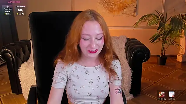 Snapshot of Violet_Griffen chatting on July 2026 03:56:01 PM Violet Griffen online show from July 2026 03:56:01 PM