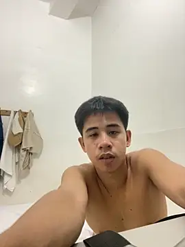 Snapshot of urasianbigcock chatting on October 2025 06:04:01 AM urasianbigcock online show from October 2025 06:04:01 AM
