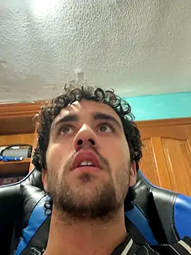 aavrdvh33 online show from December 2025 01:56:01 AM