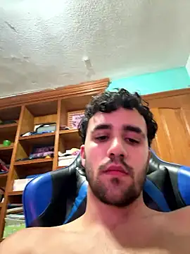 Snapshot of aavrdvh33 chatting on May 2026 01:54:01 AM aavrdvh33 online show from May 2026 01:54:01 AM