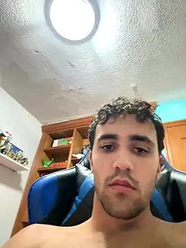 aavrdvh33 online show from October 2025 09:43:02 PM