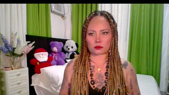 Snapshot of EstellaStarXxx chatting on November 2025 04:56:02 PM EstellaStarXxx online show from November 2025 04:56:02 PM