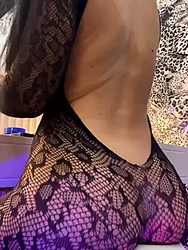 KenyaCruz online show from September 2025 06:14:02 PM