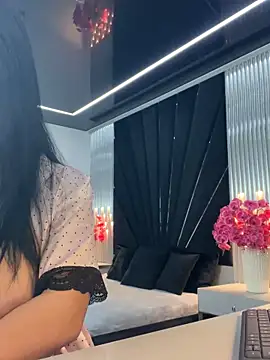 Snapshot of KenyaCruz chatting on November 2025 06:58:01 PM KenyaCruz online show from November 2025 06:58:01 PM