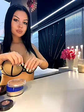 Snapshot of KenyaCruz chatting on October 2025 06:31:01 PM KenyaCruz online show from October 2025 06:31:01 PM