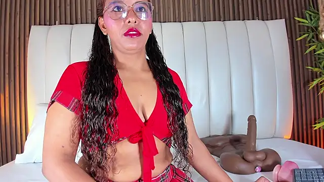 SandraMilerr online show from March 2026 04:12:01 AM