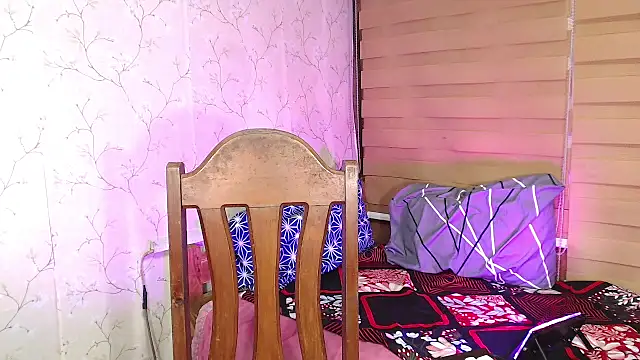 Snapshot of TssluttyNikka chatting on September 2025 02:16:02 PM TssluttyNikka online show from September 2025 02:16:02 PM