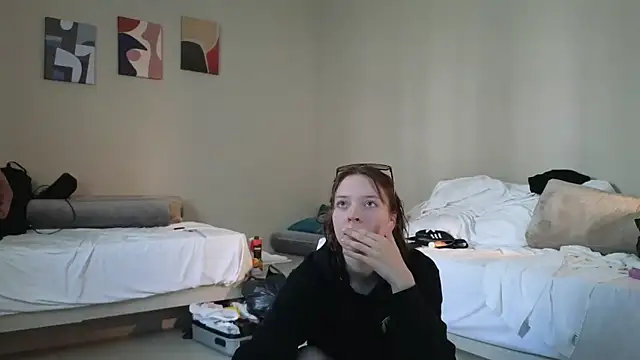 graylovescookies online show from October 2025 01:47:02 PM
