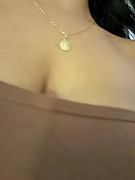 Michell em online show from November 2025 03:44:02 PM