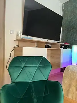 Velvetnoir21 online show from April 2026 10:29:01 AM