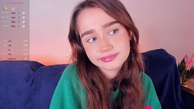 lovelyalivia online show from October 2025 09:28:02 AM