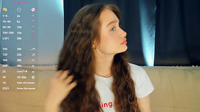 Snapshot of lovelyalivia chatting on April 2026 08:15:01 AM lovelyalivia online show from April 2026 08:15:01 AM