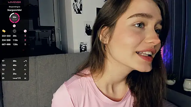 Snapshot of lovelyalivia chatting on November 2025 09:31:01 AM lovelyalivia online show from November 2025 09:31:01 AM