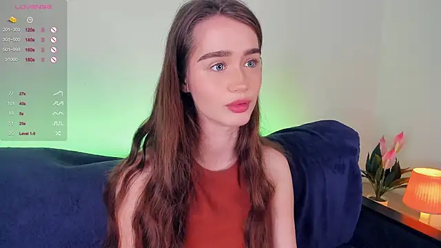 lovelyalivia online show from October 2025 09:32:01 AM