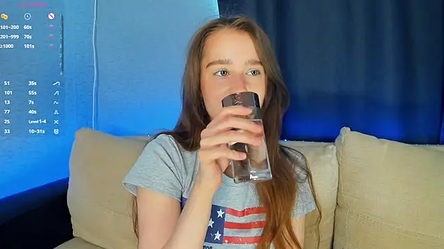 lovelyalivia online show from May 2026 07:47:01 AM