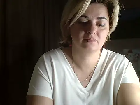 Snapshot of Wymini chatting on September 2025 10:49:02 PM Wymini online show from September 2025 10:49:02 PM