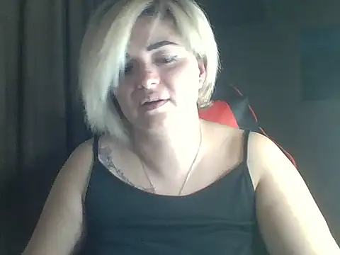 Snapshot of Wymini chatting on September 2025 01:11:02 AM Wymini online show from September 2025 01:11:02 AM