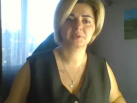 Snapshot of Wymini chatting on September 2025 07:37:02 AM Wymini online show from September 2025 07:37:02 AM