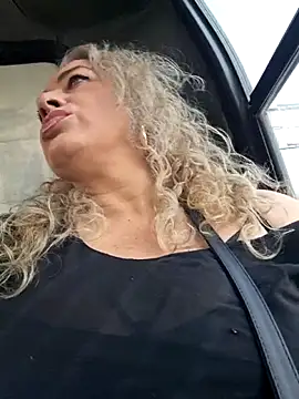 sofiacurvy 45 online show from February 2026 02:50:01 PM