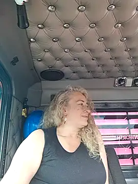 sofiacurvy 45 online show from March 2026 12:44:02 PM