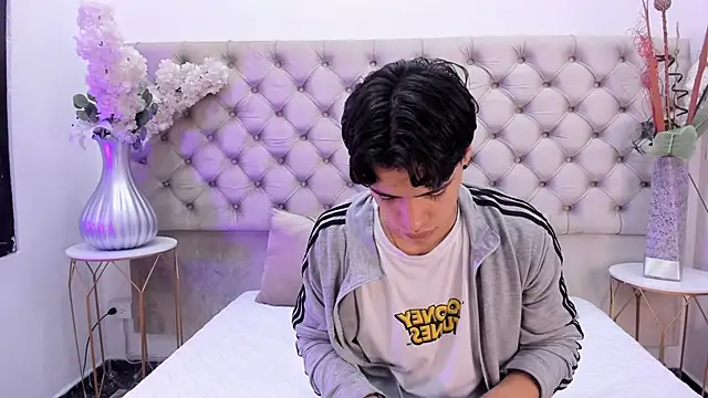 BenitoSaenz online show from November 2025 11:54:01 AM