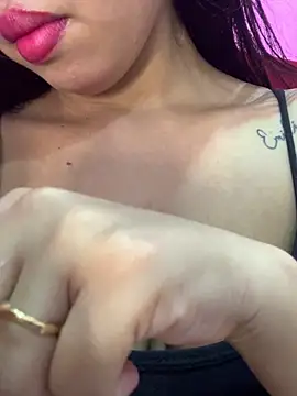 Luna 20x online show from December 2025 07:05:02 PM