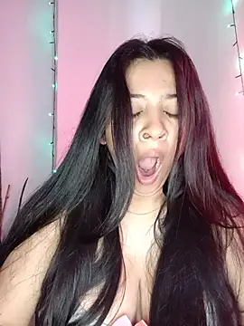 Snapshot of VALENTINA_ROUSE_ chatting on June 2026 01:45:02 PM VALENTINA ROUSE online show from June 2026 01:45:02 PM
