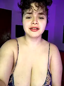 SeleneLuminari8 online show from November 2025 01:37:02 PM