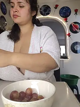 SeleneLuminari8 online show from April 2026 05:09:01 PM