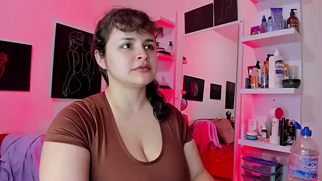 SeleneLuminari8 online show from September 2025 04:38:01 PM