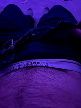 leroy9501 online show from October 2025 01:08:01 AM