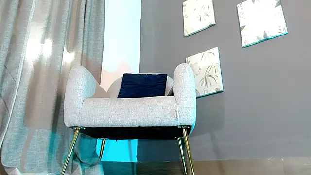 emily ox0 online show from February 2026 08:17:02 PM