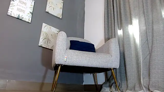 emily ox0 online show from February 2026 06:19:01 PM