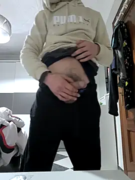 Franmrd95 online show from March 2026 03:08:02 AM