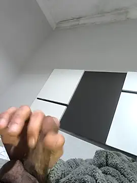 Franmrd95 online show from March 2026 04:16:01 AM