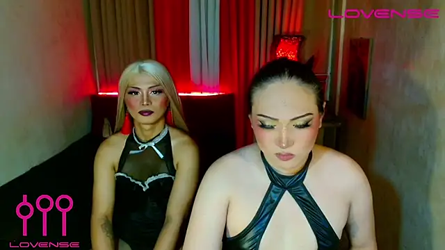 LillyLoveYou online show from July 2026 01:40:01 PM