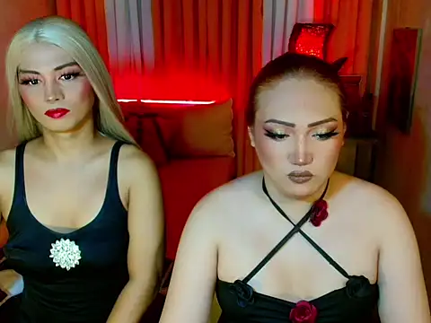 LillyLoveYou online show from July 2026 02:25:01 PM