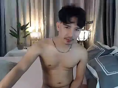 cute richard24 online show from September 2025 05:25:02 AM