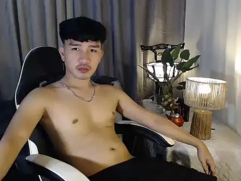 cute richard24 online show from December 2025 01:12:01 AM