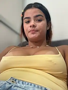 Kaily Sweet16 online show from February 2026 06:39:01 PM