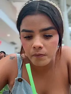 Kaily Sweet16 online show from December 2025 06:35:01 PM